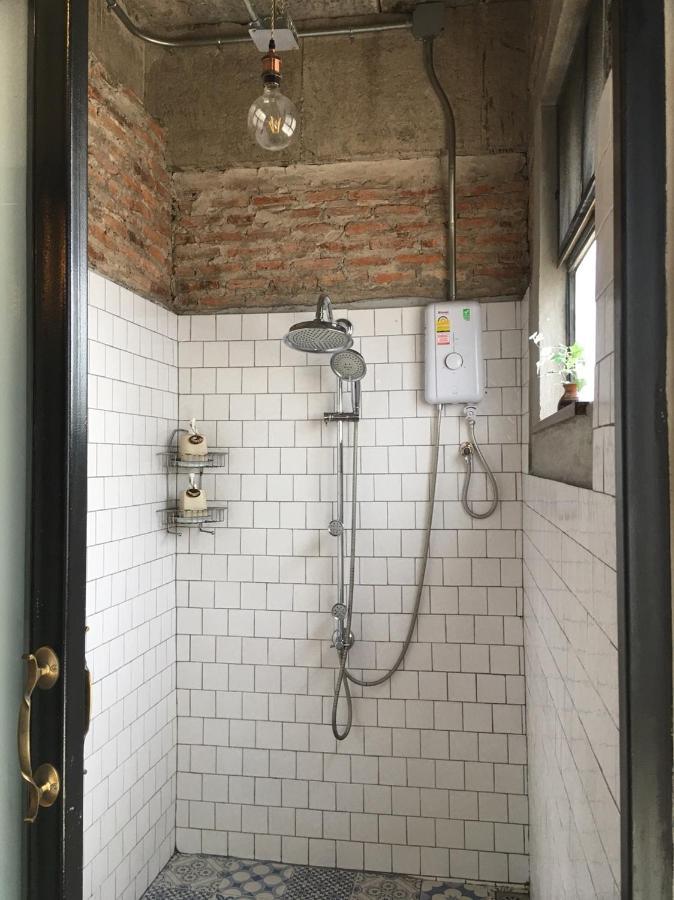 Px122 Dbest Hotel Nan Eksteriør bilde